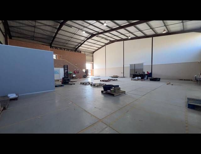 1,189M² WAREHOUSE TO LET IN AIRPORT PARK